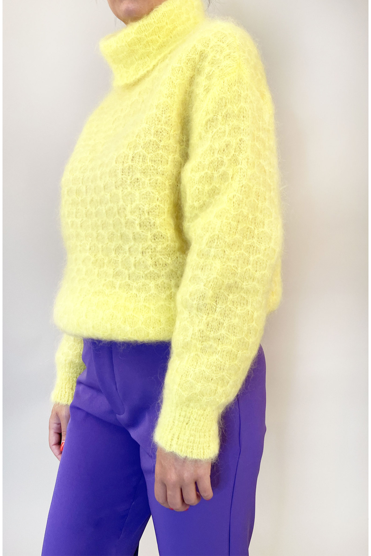 Pull Col Montant - 8