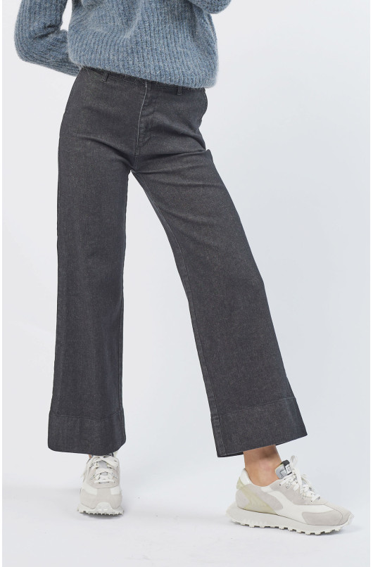 Straight cut jeans - 2 - Love@me - 2 