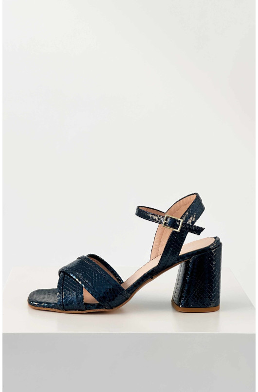 CROSSED LEATHER SANDAL - 5 -  - 5 