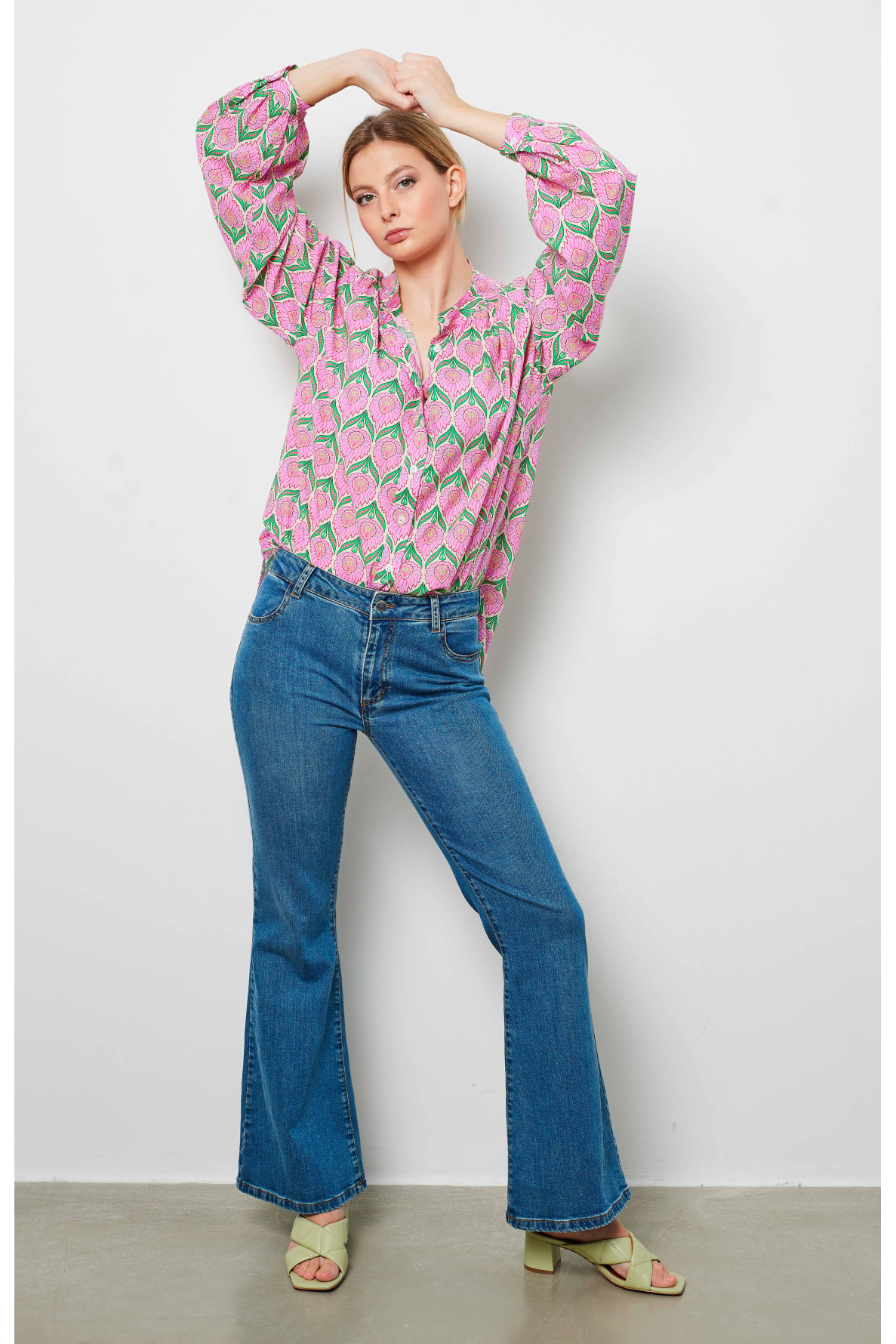 FLARE JEANS - 2