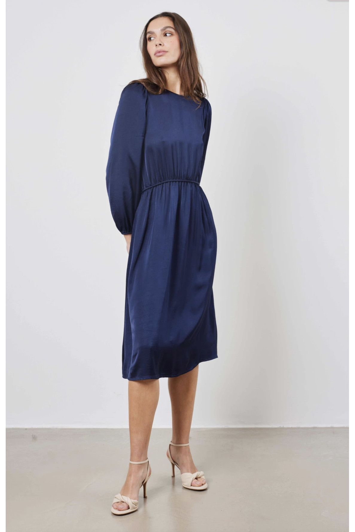 ROBE SATIN - 2