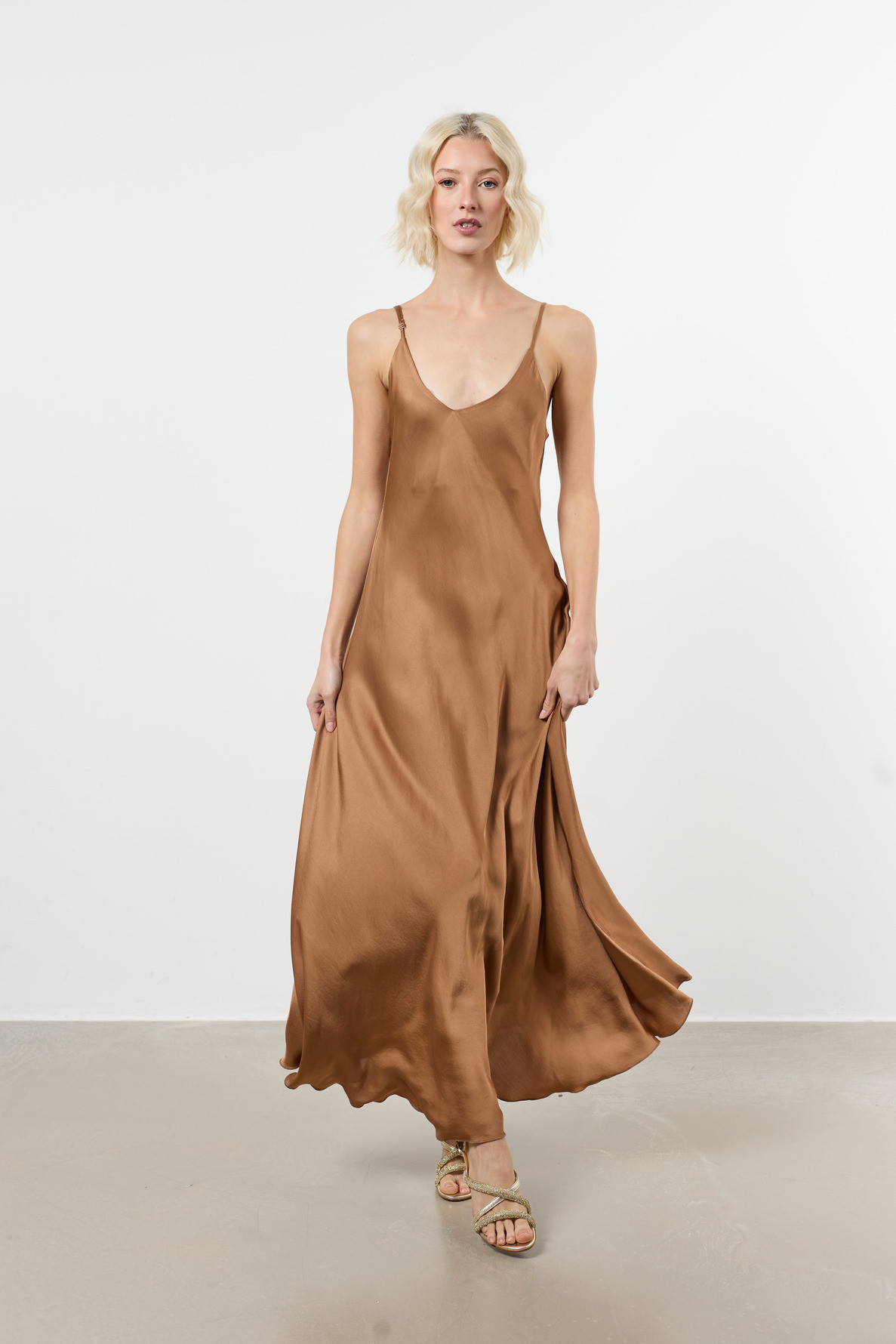 robe fines bretelles - 4
