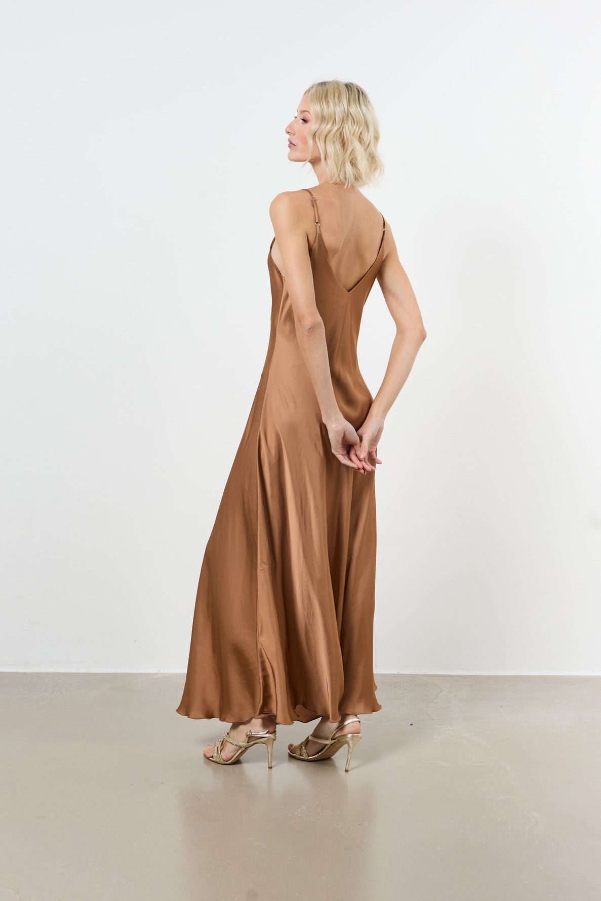 robe fines bretelles - 5