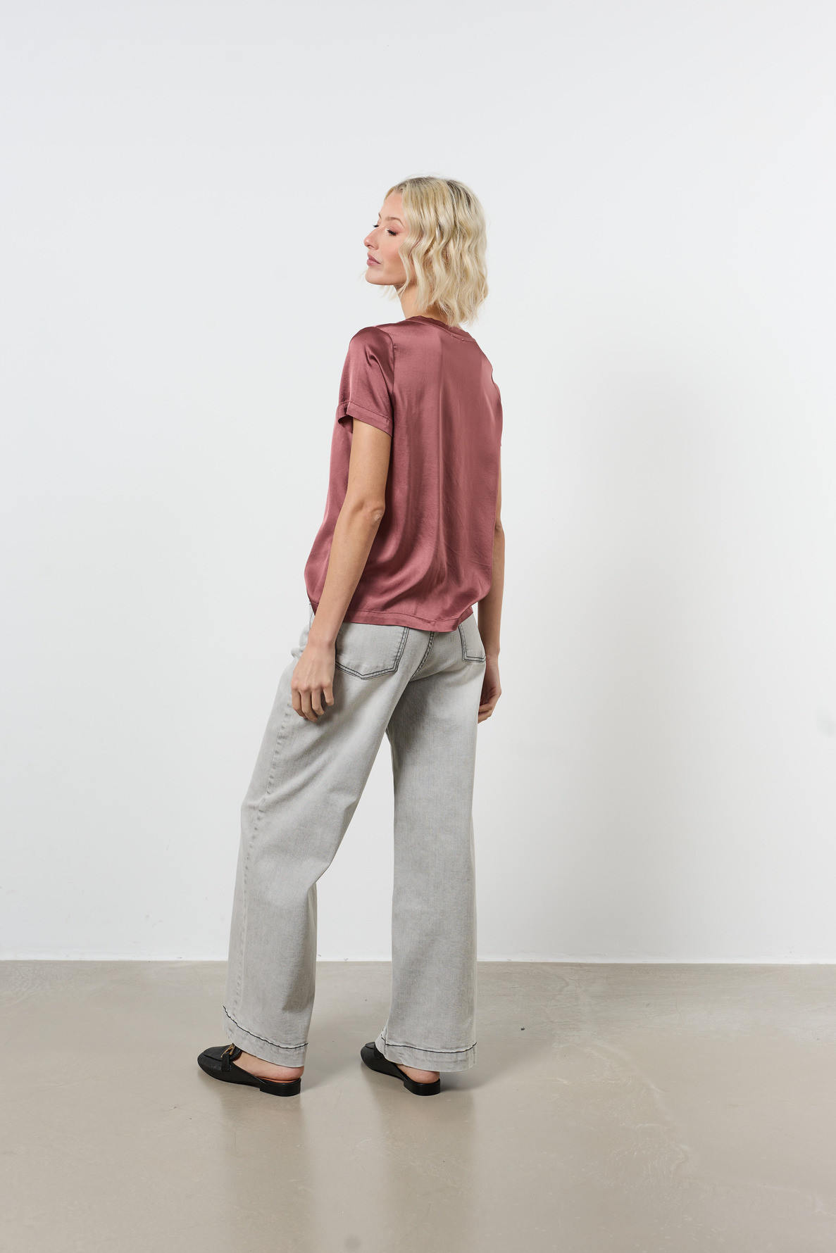 T-SHIRT MET RONDE HALS - 2