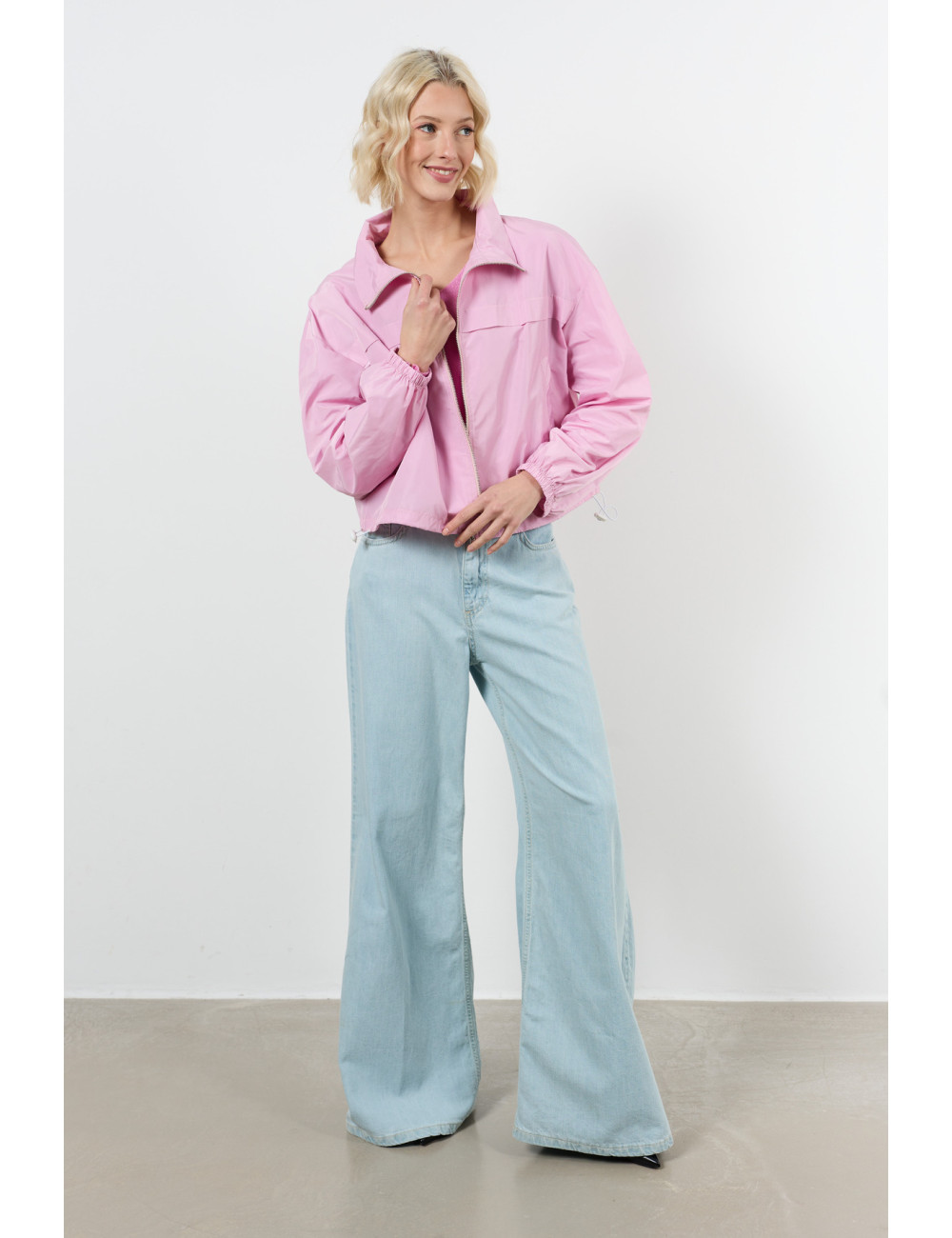 blouson zippe elastique au bas - 