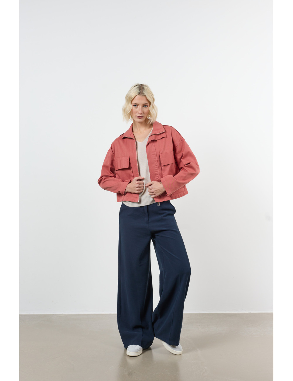 veste zippee 2 poches plaquees - 