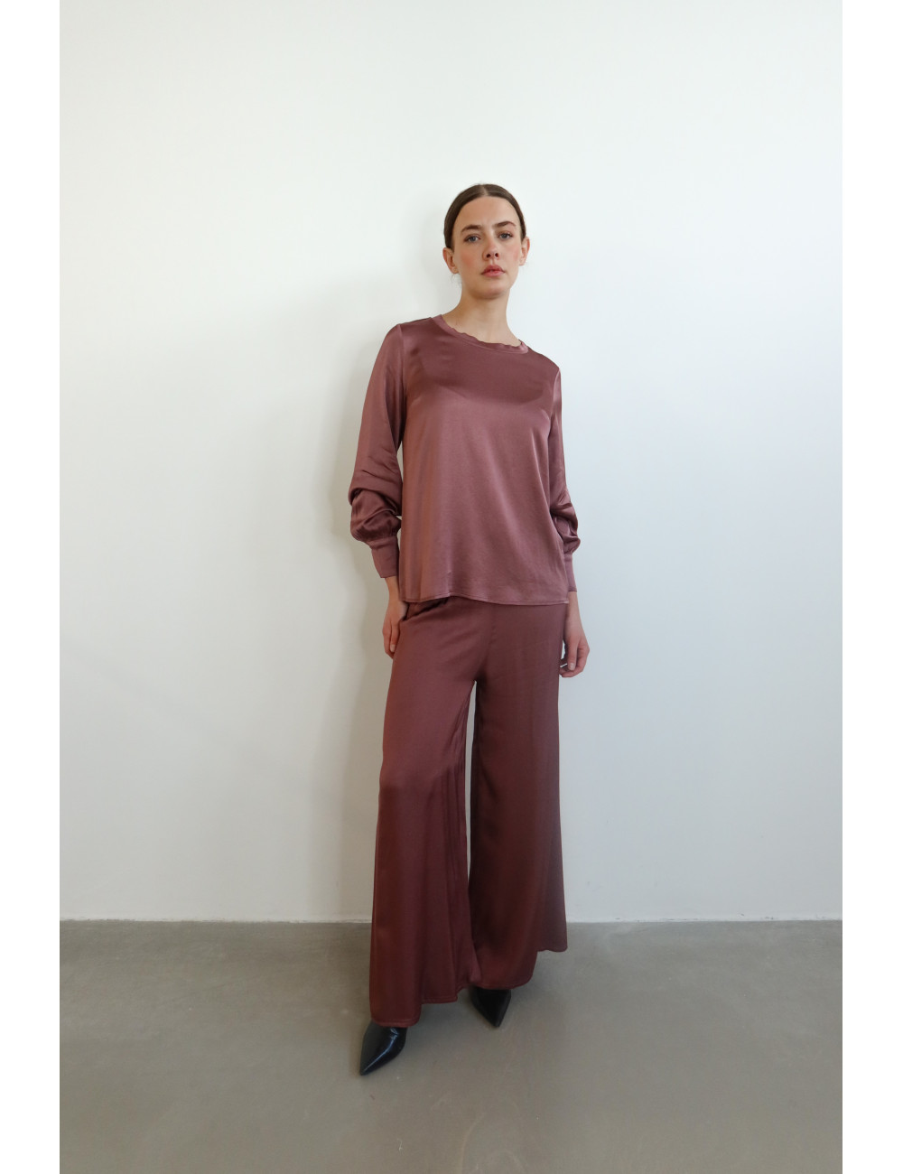 blouse col rond manches longues - blouse col rond manches longues -