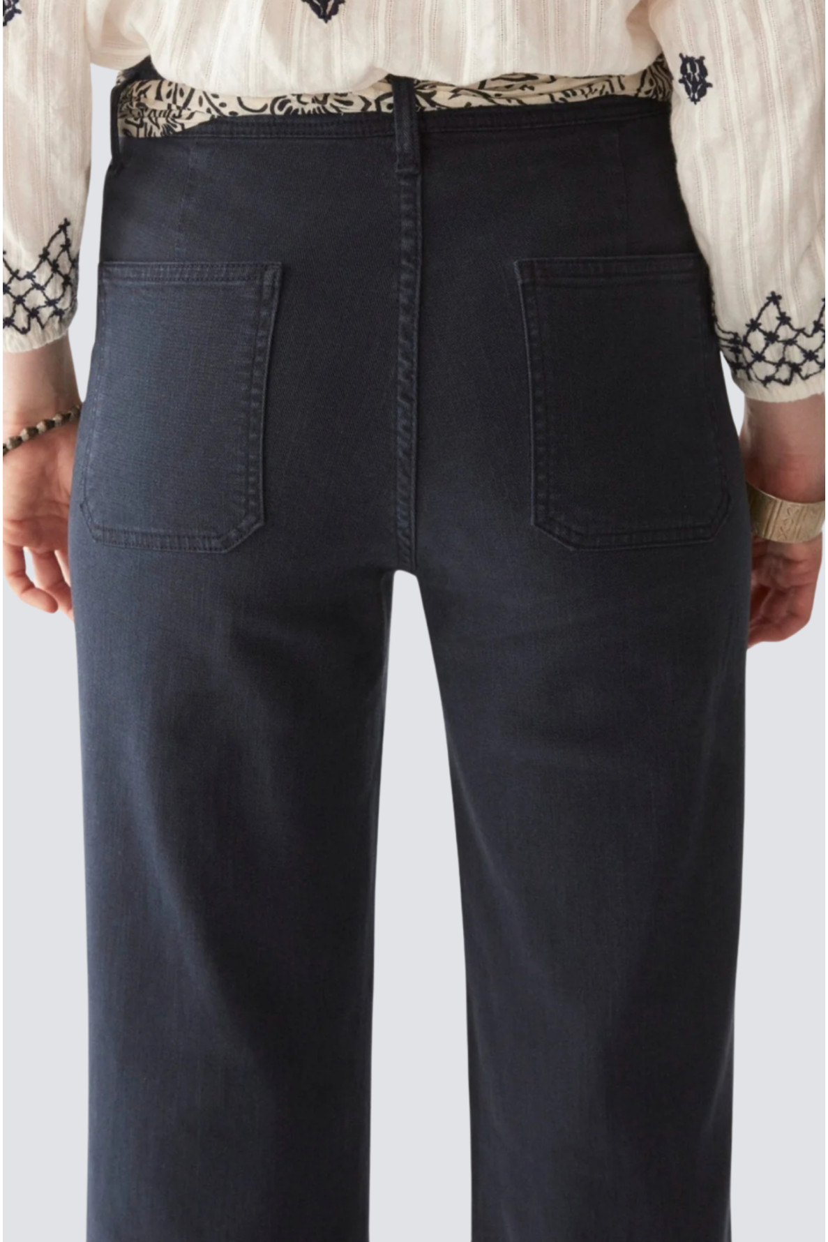 pantalon uni avec poches avant - 12