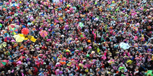 LA SAISON DU CARNAVAL